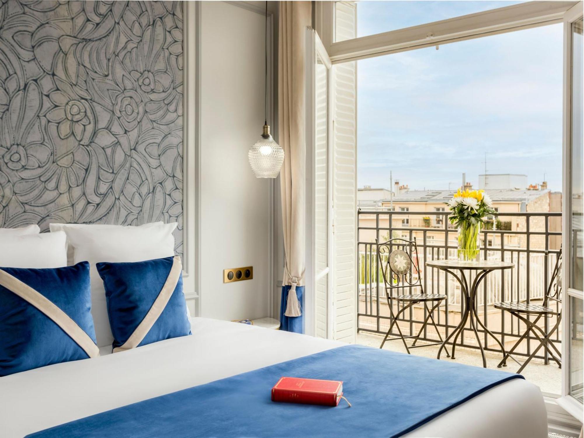 Apartment Merveil Signature - Hoche - Eiffel Tower View Paris