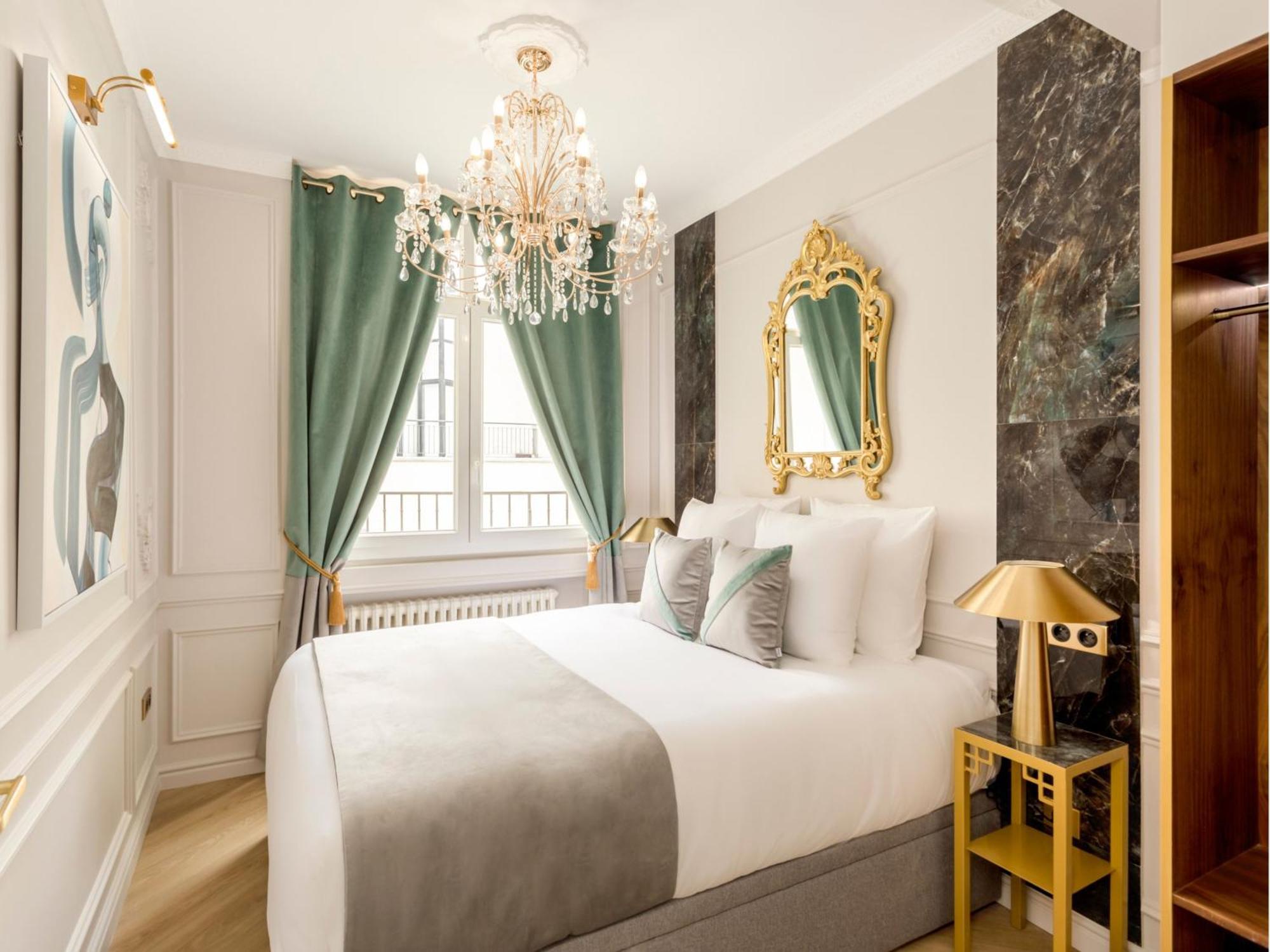 Merveil Signature - Hoche - Eiffel Tower View Apartment *